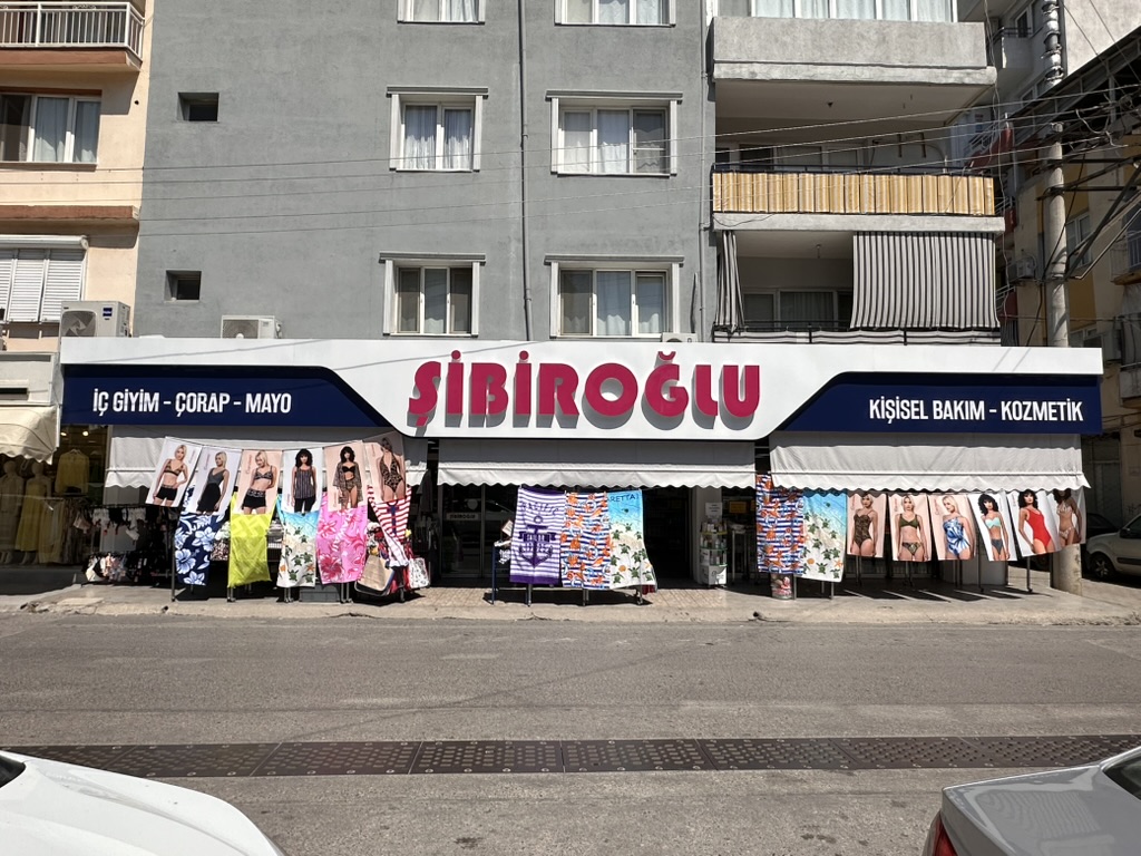 İzmir - Çamdibi Mağazası